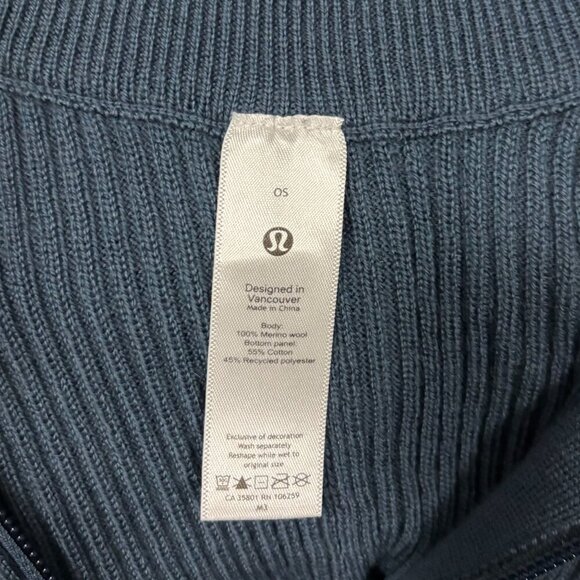 Lululemon Womens On The Go Poncho Merino Wool Blue OS Oversized Fit - Picture 8 of 8